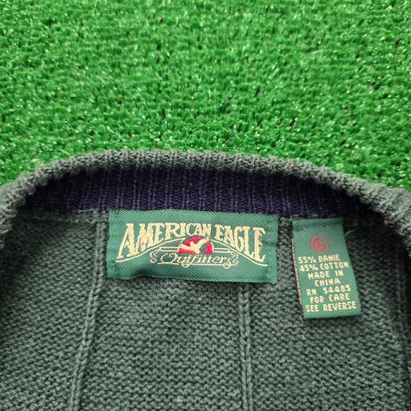 American Eagle Sweater Mens XL Green‎ V Neck Striped Knit Vintage 90s Preppy - Picture 8 of 9